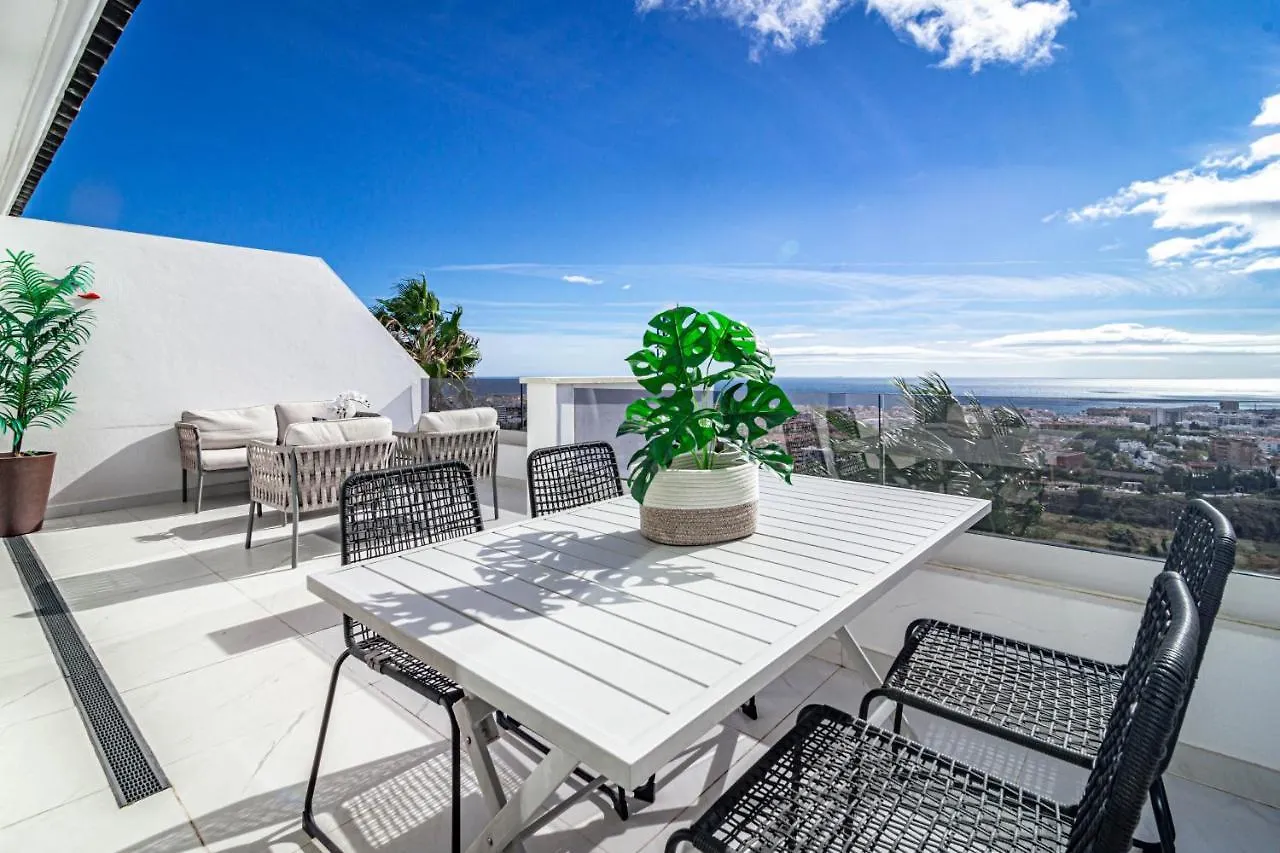 Apartmán Lae212D - Penthouse With Roof Terrace And Stunning Sea Views Estepona