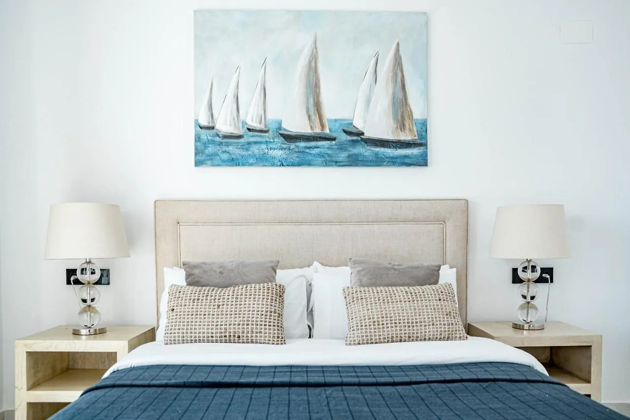 Lae212D - Penthouse With Roof Terrace And Stunning Sea Views Apartment Estepona