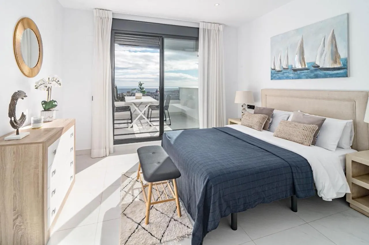 Lae212D - Penthouse With Roof Terrace And Stunning Sea Views Apartment Estepona