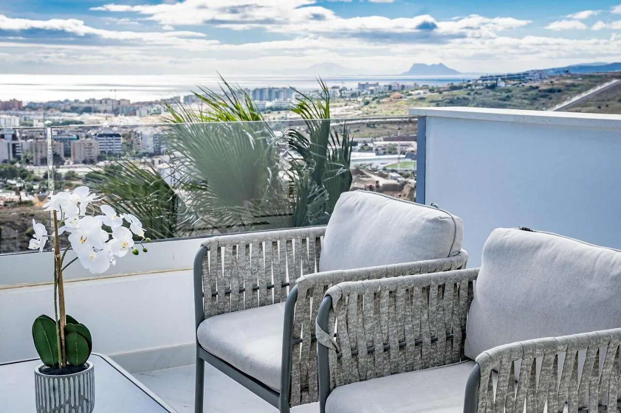 Lae212D - Penthouse With Roof Terrace And Stunning Sea Views Apartment Estepona