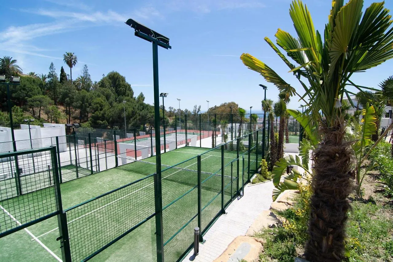 Lae212D - Penthouse With Roof Terrace And Stunning Sea Views Apartamento Estepona