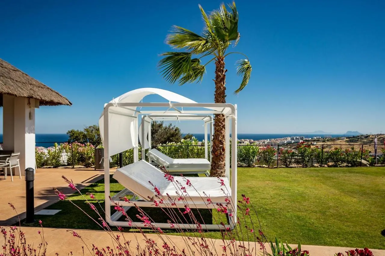 Lae212D - Penthouse With Roof Terrace And Stunning Sea Views Apartamento Estepona